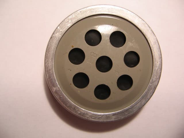 Carbon microphone